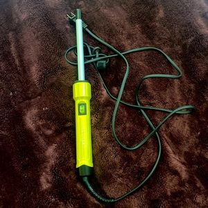 Bedhead Clamp-Free Curling Wand 1/2 inch